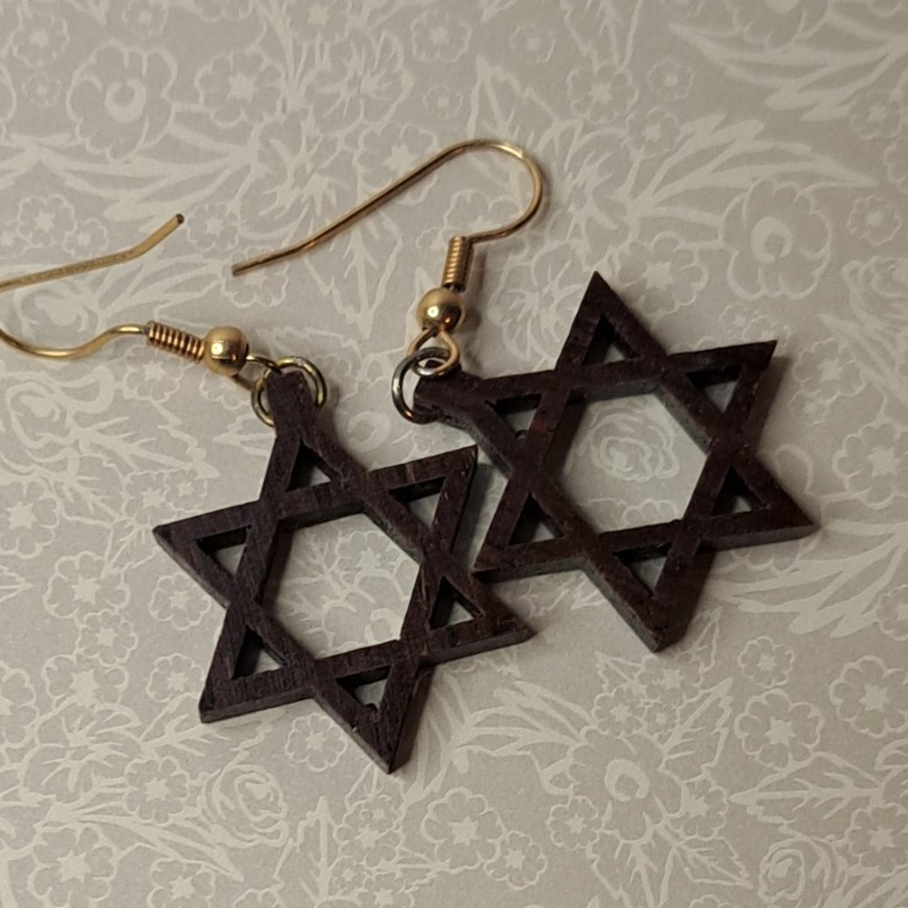 VINTAGE Wood Star of David Earrings - Picture 3 of 7
